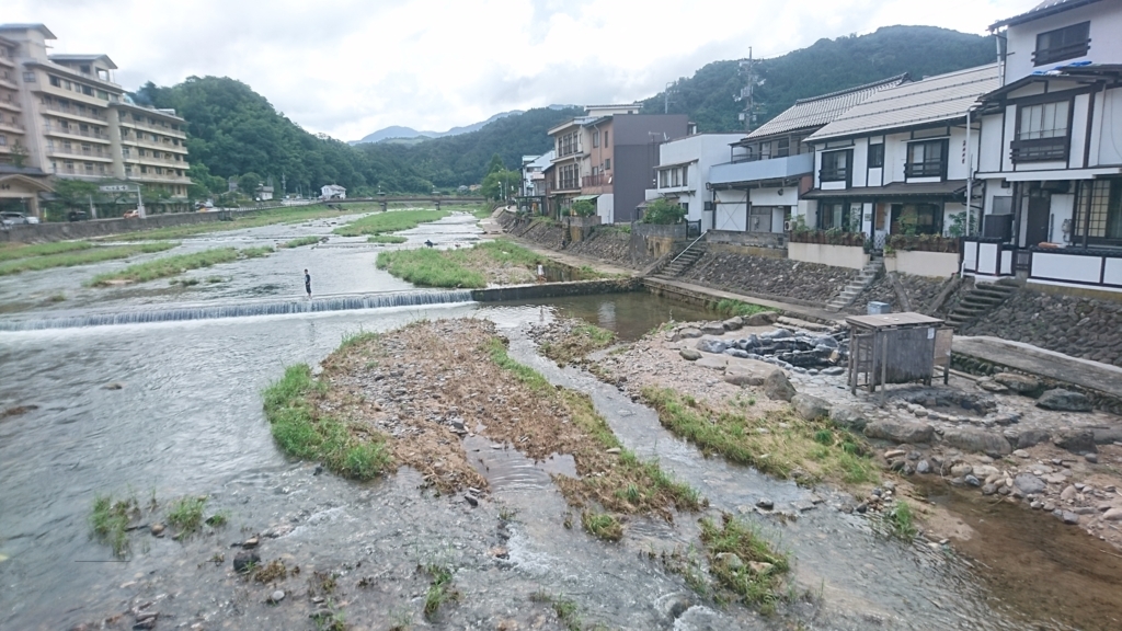 三朝町の河原温泉