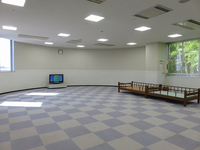 三国競艇場2階のレディースラウンジ