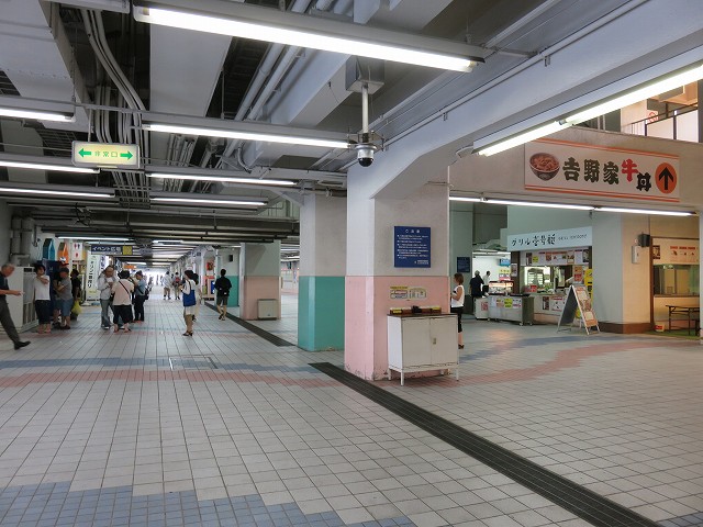 平和島競艇場1階フロア