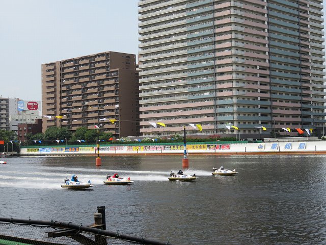 平和島競艇場の水面