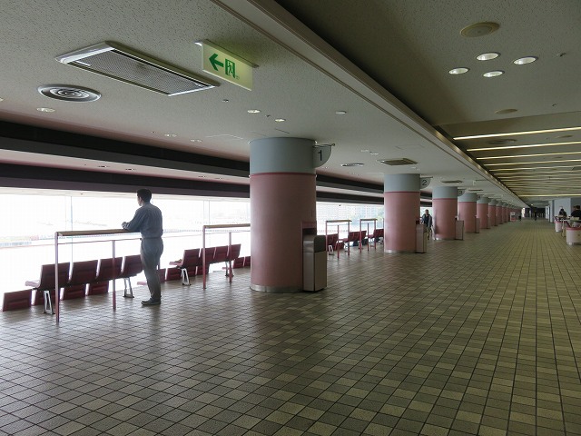 びわこ競艇場の3階一般席