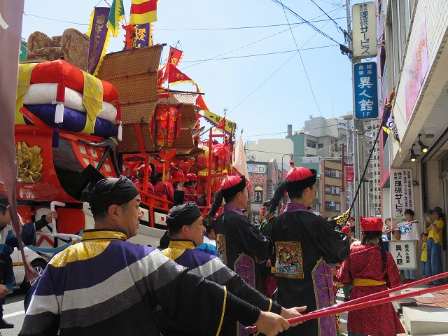 長崎くんちの庭先回り