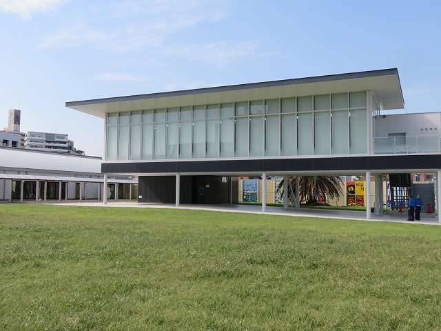 福岡競艇場の特別観覧席「ROKU」