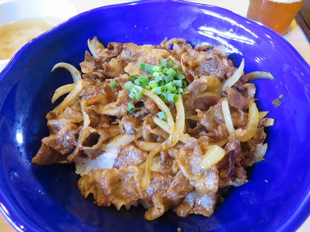 江戸川競艇場前麺処ろく亭の和牛勝負飯