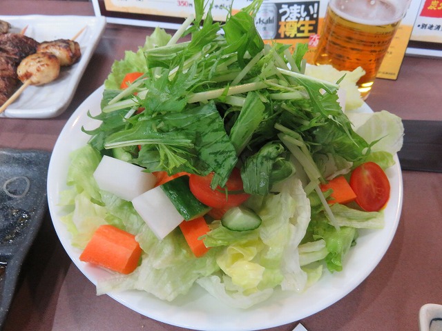 戸田公園駅近くの居酒屋「ごさろ」のごさろサラダ