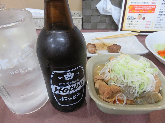 戸田公園駅近くの居酒屋「ごさろ」のホッピーともつ煮込み