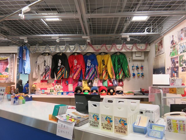 多摩川競艇場1階のウェイキープラザ