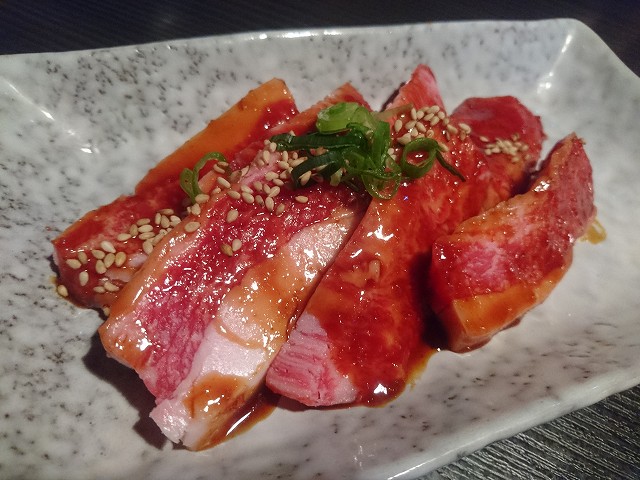 津市の焼肉屋「天福」の