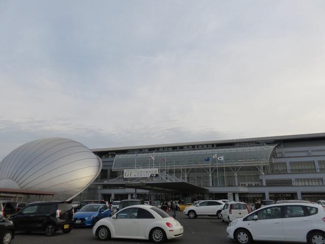 津競艇場の外観