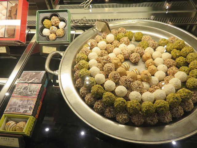 台中の宮原眼科のチョコレート