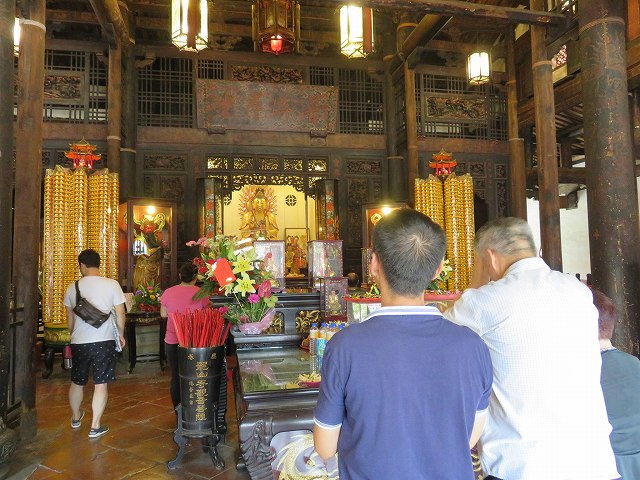 鹿港の龍山寺