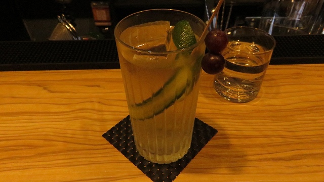 台南の「Bar Mozaiku」のジントニック