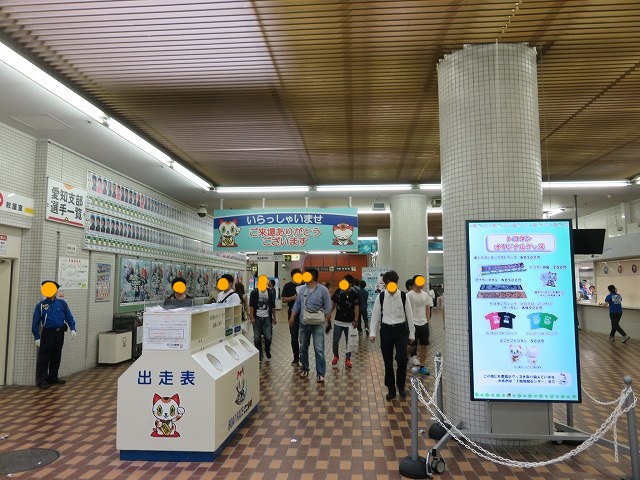 常滑競艇場の東入場口を入ったところ
