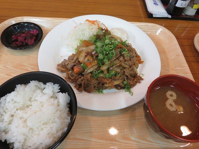 住之江競艇場の4階お食事処「かちふね」の焼肉定食