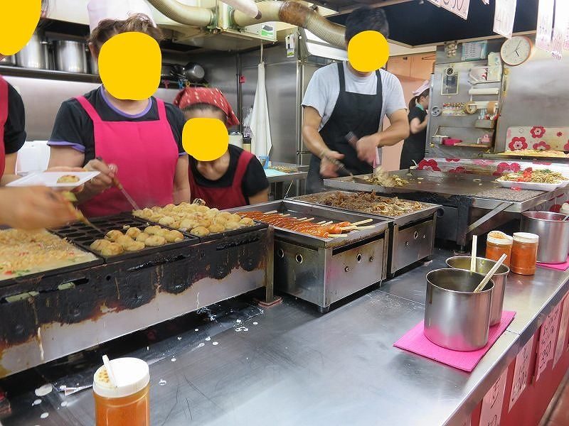 住之江競艇場の2階中央売店