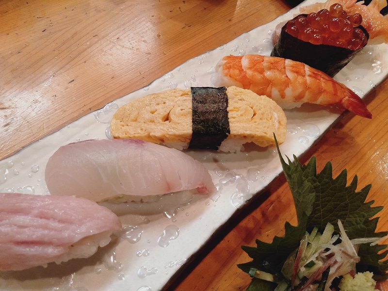 「鮨dining松雪」のにぎり鮨6カンセット