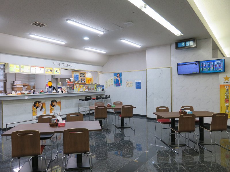 宮島競艇場の4階指定席フロアにある食堂「カフェ・ヴェッセル」