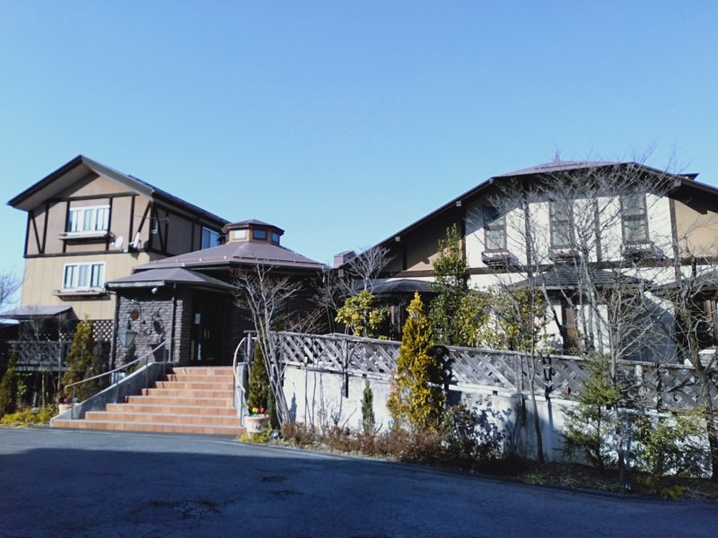 伊香保温泉の洋風旅館ぴのんの外観