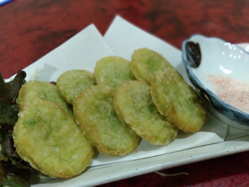鳴門の居酒屋「あじの家」のそら豆の天ぷら
