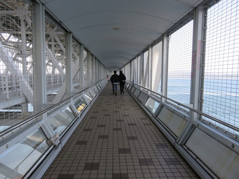 渦の道の遊歩道