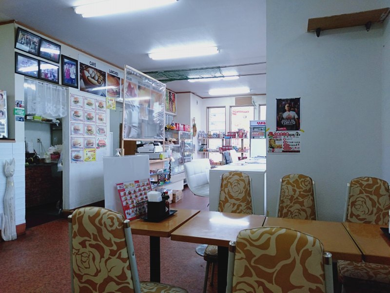 TOMI(トミー)の店内の様子