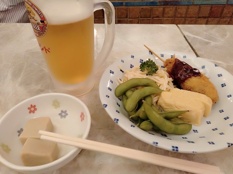 京極スタンドの生ビールセット
