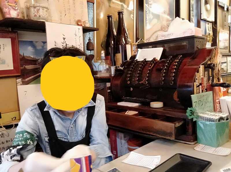 京極スタンドのレジカウンター