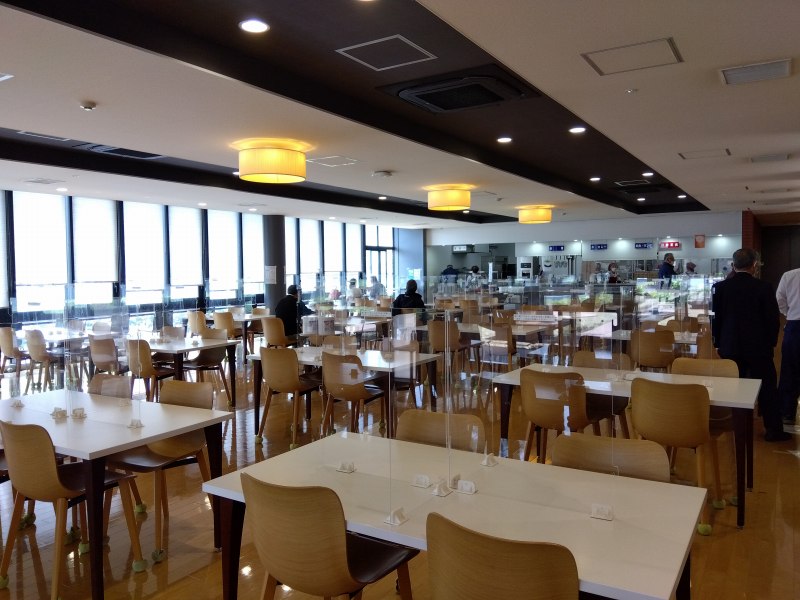 下関市役所の4階食堂のようす