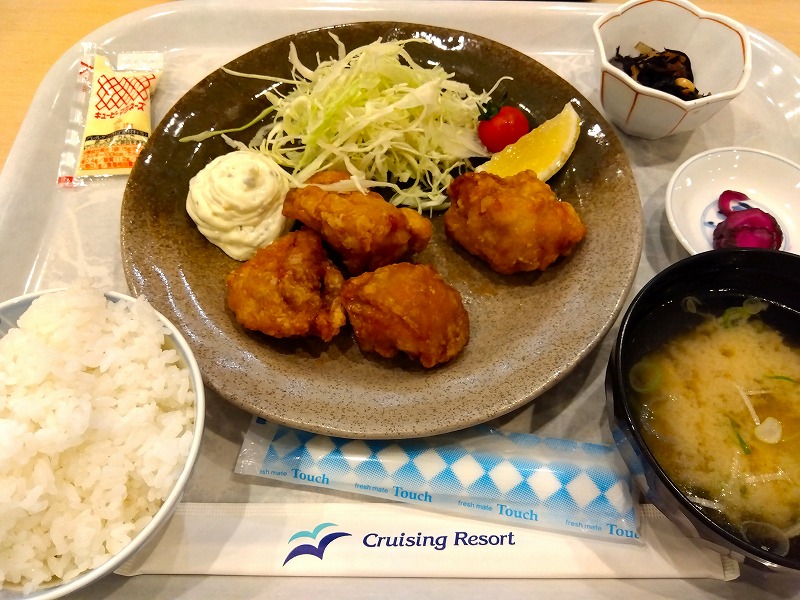 東京九州フェリー「すずらん」の船内のレストラン