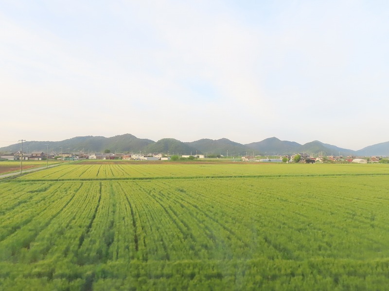 寝台特急サンライズ瀬戸・出雲の車窓から見える風景