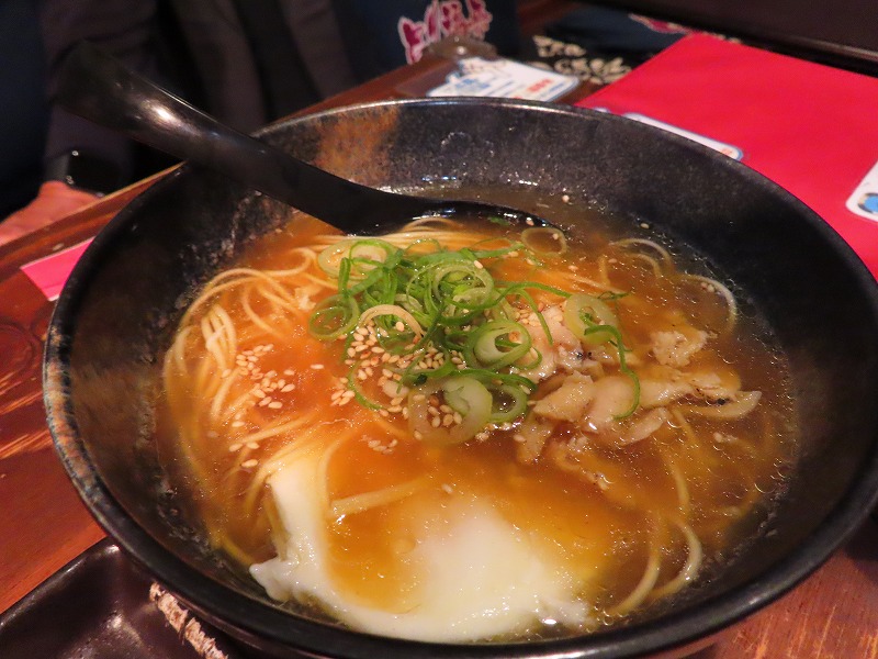 児島のPATIO内のお店「とり福来」の〆ラーメン