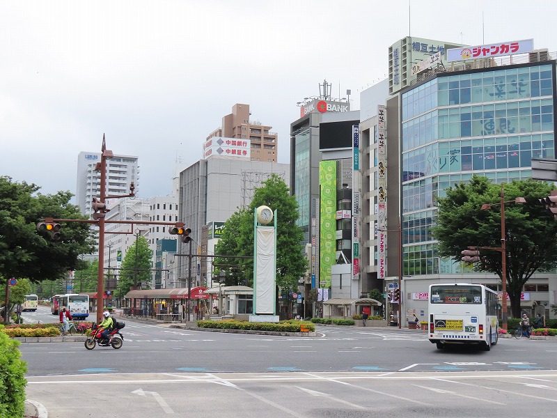 岡山駅前