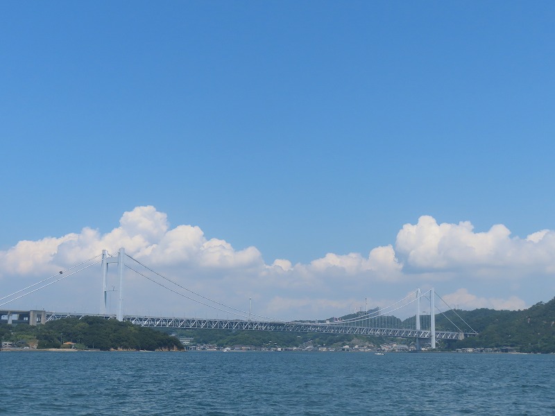 瀬戸大橋周遊観光船から見える瀬戸大橋