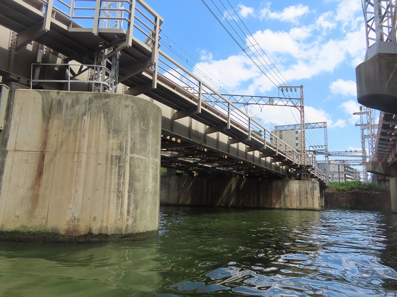 大阪水上バスアクアライナーから見える景色